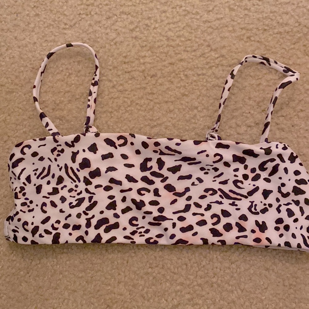 women’s cheetah print bikini top